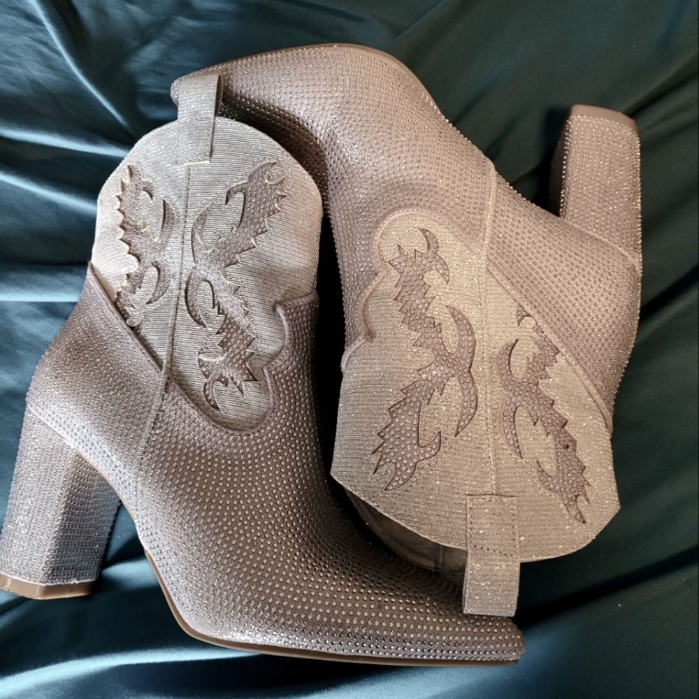 Rhinestone Western booties sz 7.5